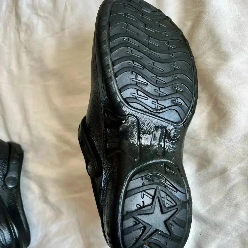 Black on slip, slip on shoes size 9 - Picture 6 of 6
